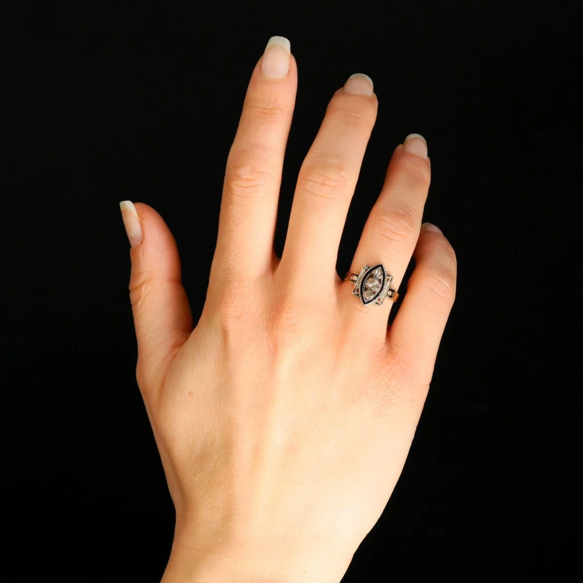 Bague ancienne en or rose et diamant - Image 4