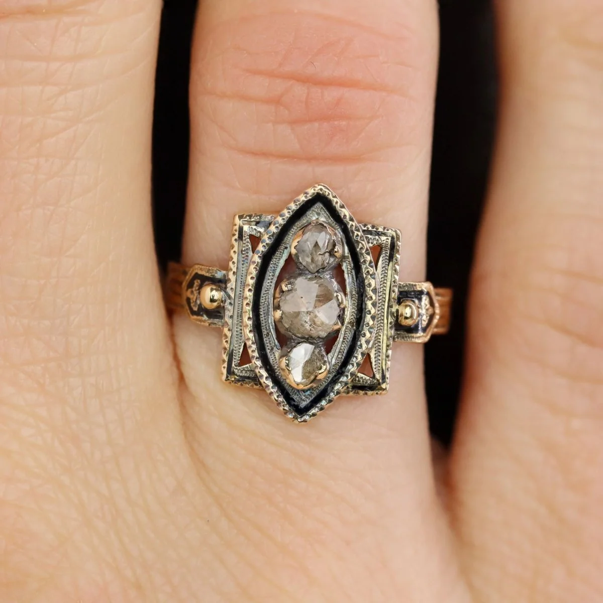 Bague ancienne en or rose et diamant - Image 6
