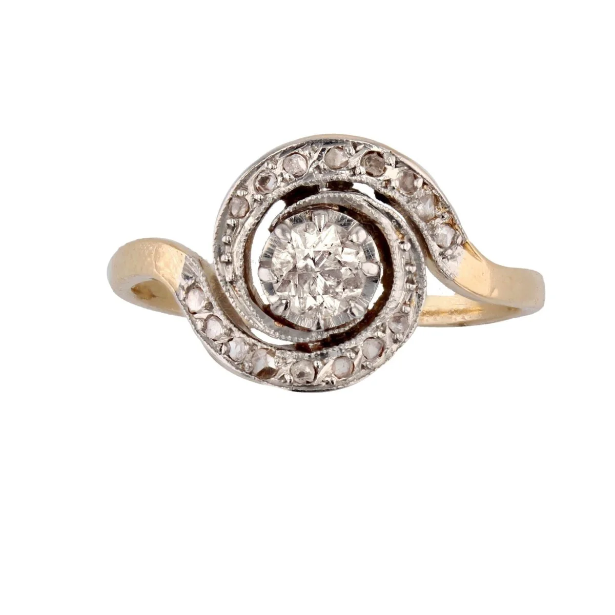 Bague en or jaune, platine et diamants