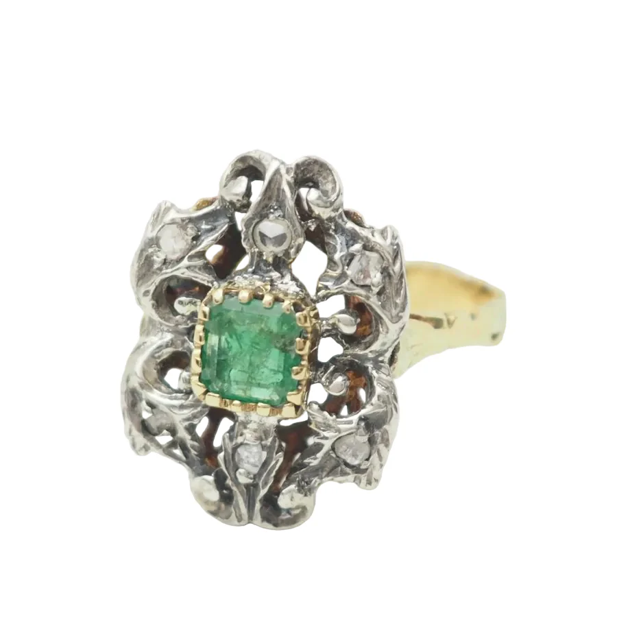 Bague Entourage en or jaune, émeraude et diamants - Image 3