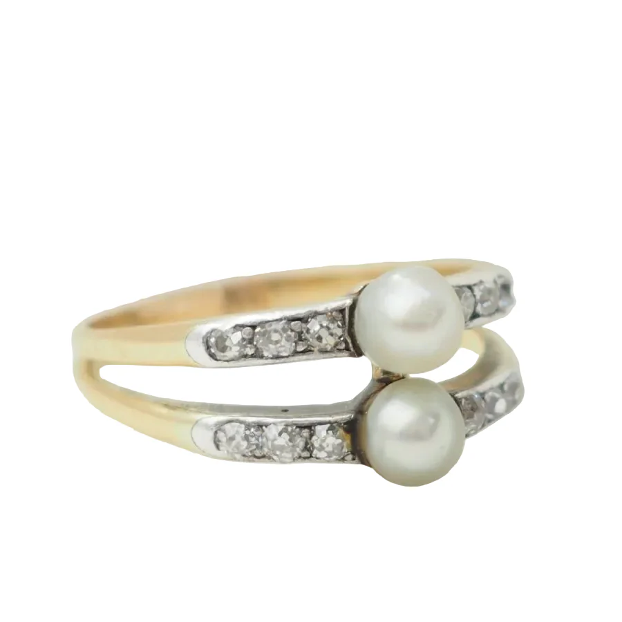 Bague en or jaune, perles, et diamants - Image 6
