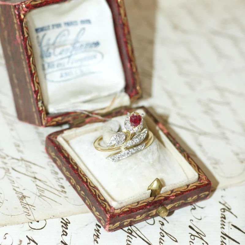 Bague en or jaune, platine, rubis et diamants - Image 10