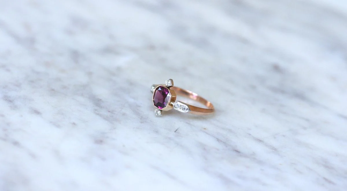 Bague Ancienne Grenat et Diamants sur Or Rose - Image 4