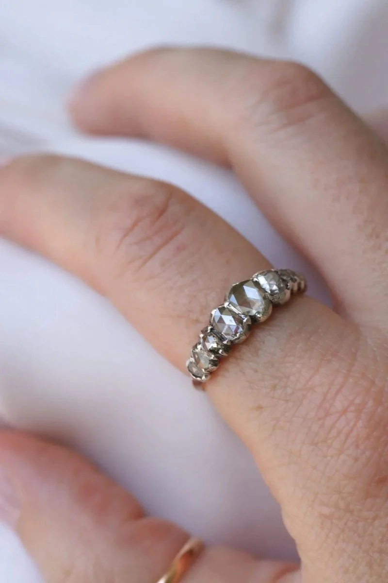 Bague Jarretière Diamants Taille Rose Couronnée - Image 10