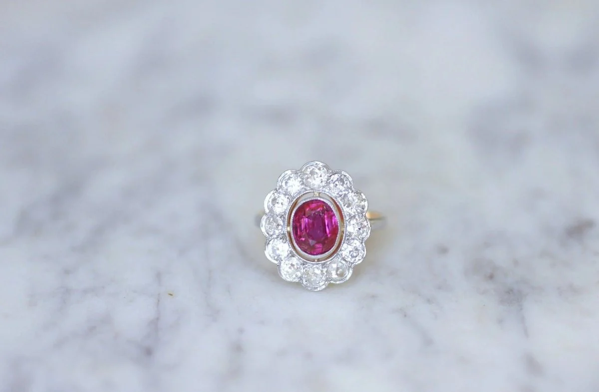 Bague marguerite, rubis Birman non chauffé 1.60 Cts, diamants - Image 3