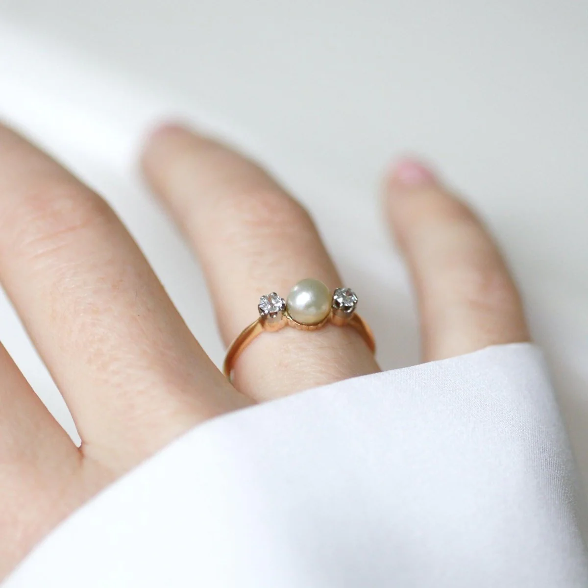 Bague en or jaune, platine, perle, et diamants - Image 7