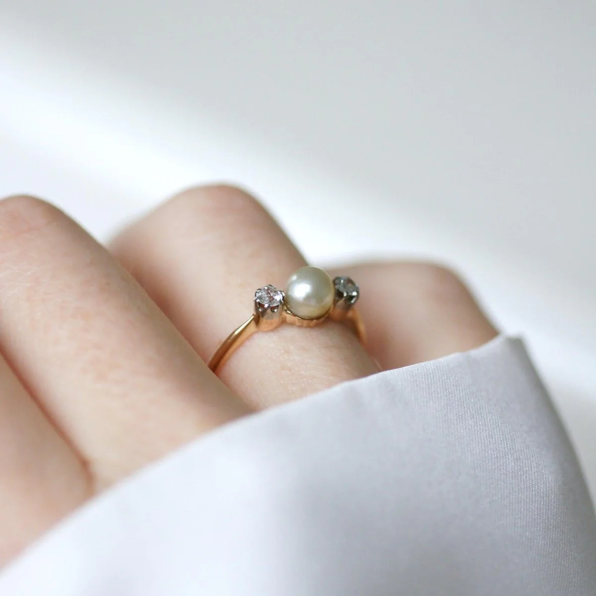 Bague en or jaune, platine, perle, et diamants - Image 8