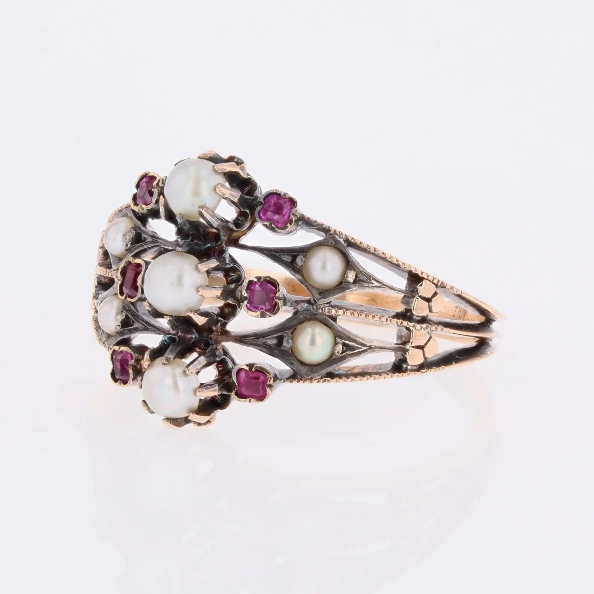 Bague ancienne 3 anneaux en or rose et argent avec perles fines et rubis - Image 9