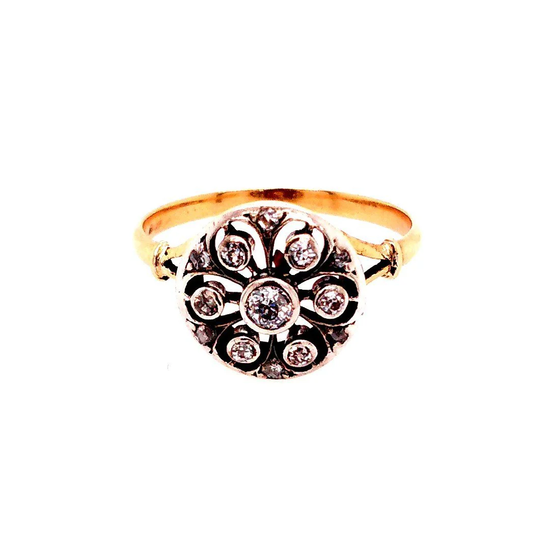 Bague Marguerite en or jaune, argent, et diamants