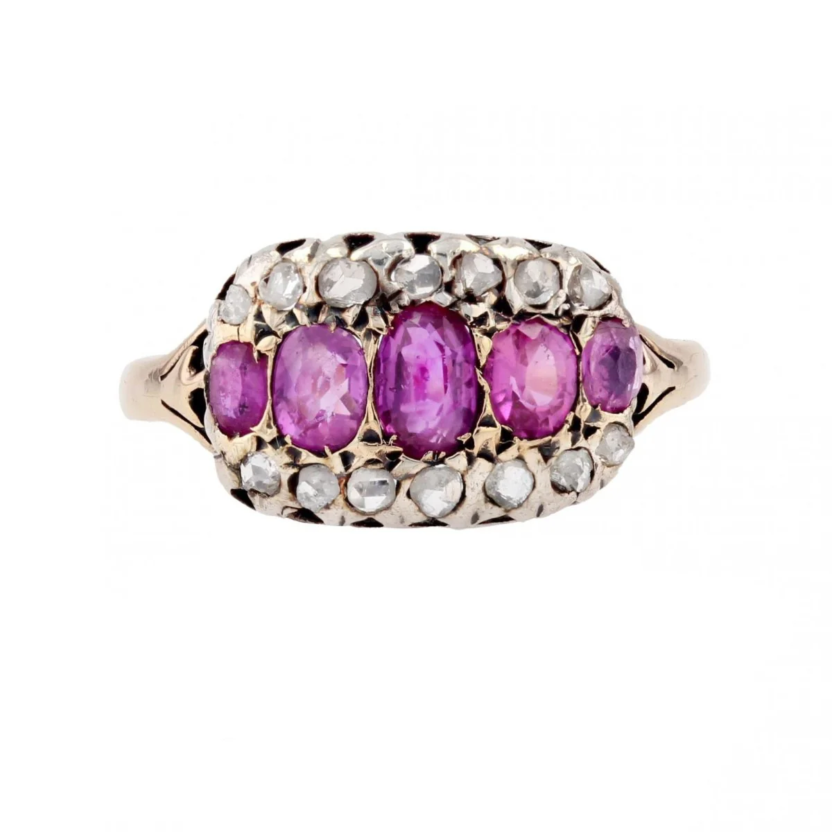 Bague Jarretière en or jaune, argent, rubis et diamants