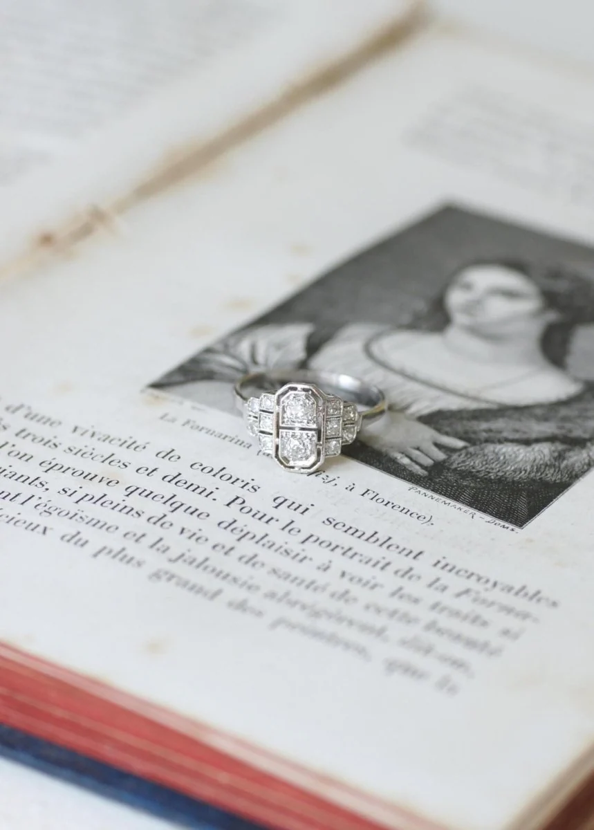 Bague Art Déco Diamants sur Platine - Image 6