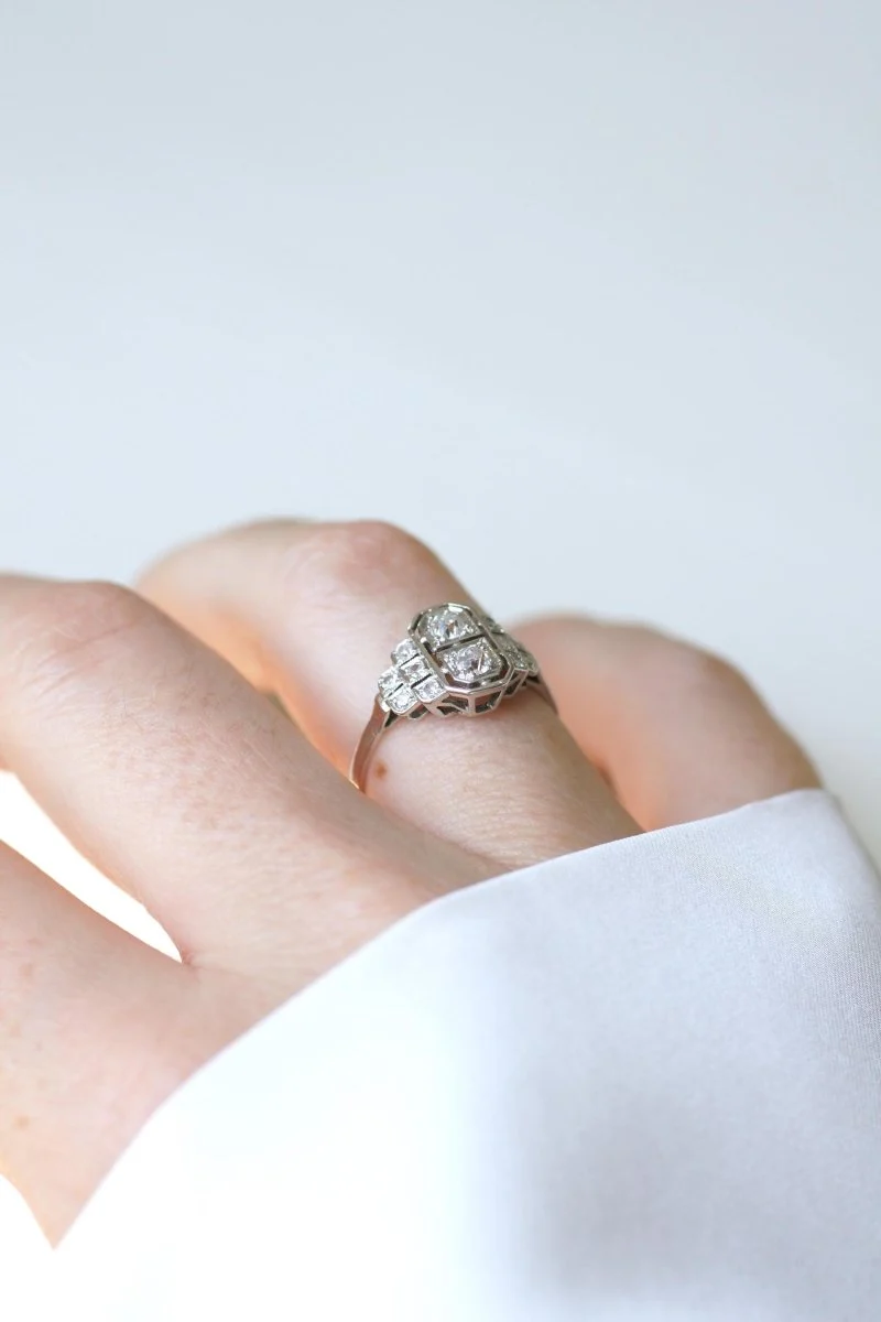 Bague Art Déco Diamants sur Platine - Image 8