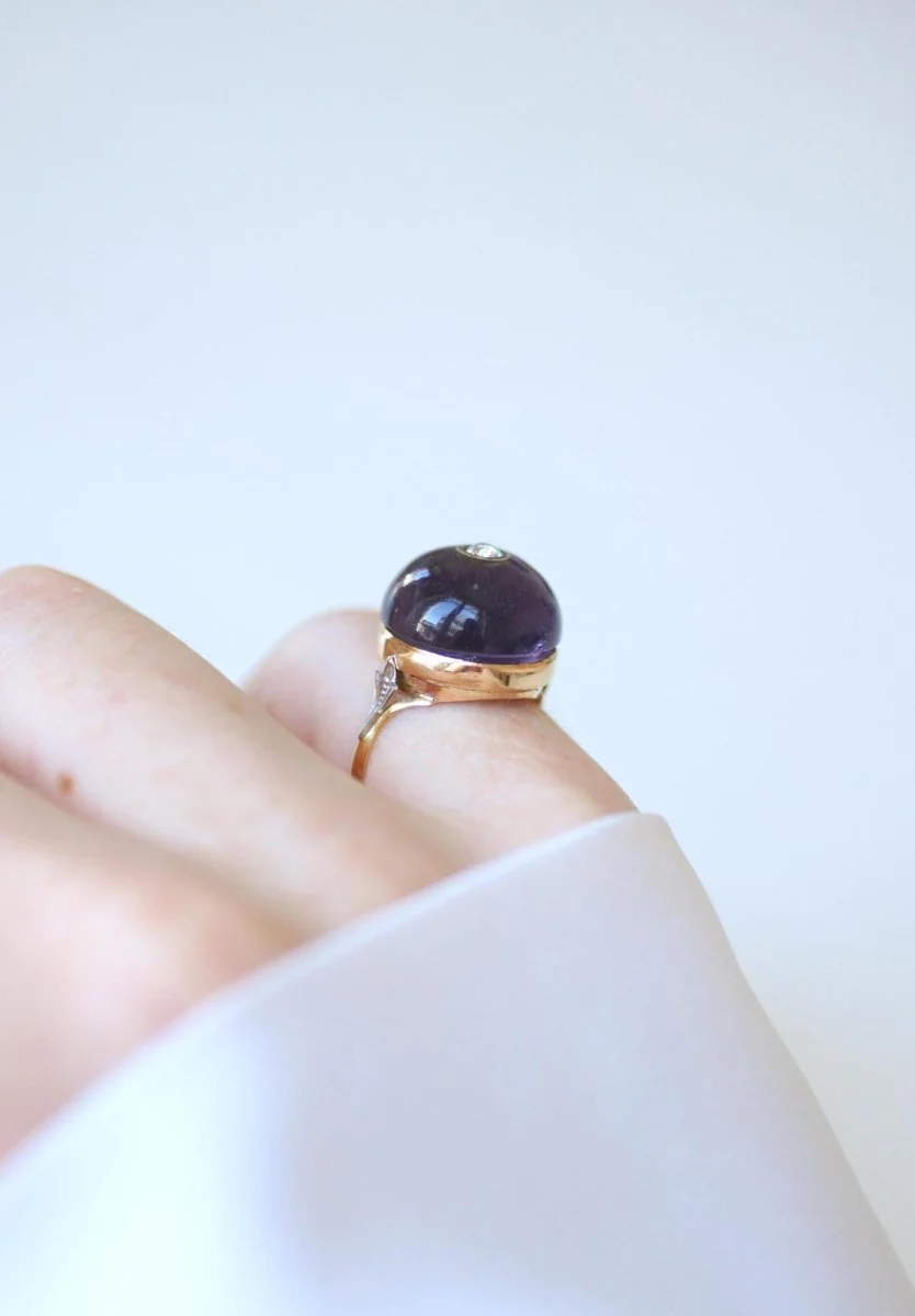 Bague Art Déco Cabochon d'Améthyste et Diamant - Image 9