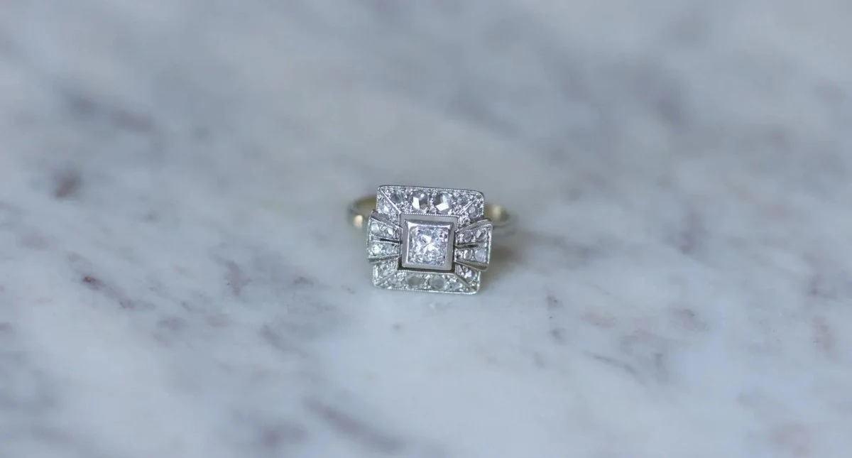 Bague Art Deco Carrée Diamants - Image 3