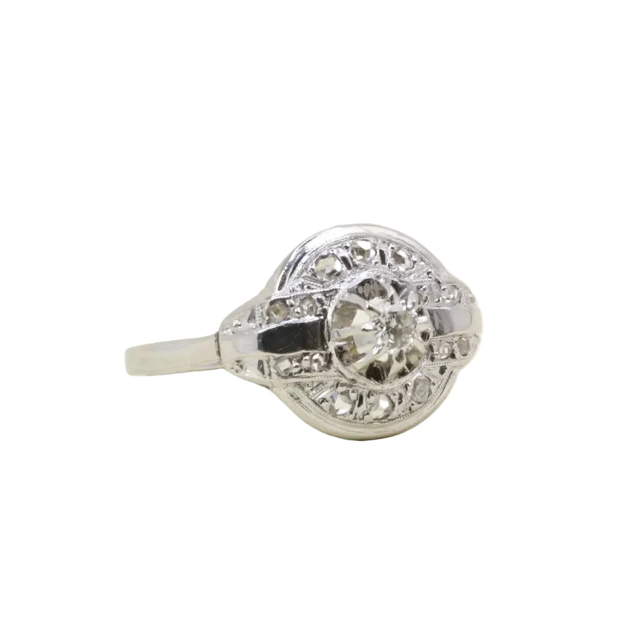 Bague Entourage en or blanc, platine et diamants - Image 5