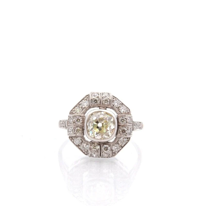 Bague Marguerite en platine et diamants