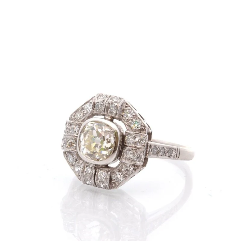Bague Marguerite en platine et diamants - Image 2