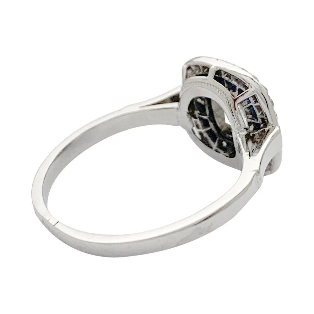 Bague Art déco, diamant coussin, saphirs calibrés - Image 3