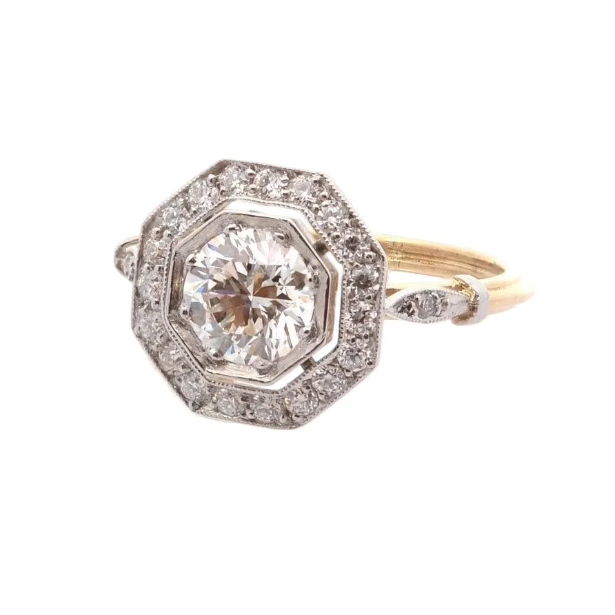 Bague Entourage en or jaune, platine et diamants - Image 3