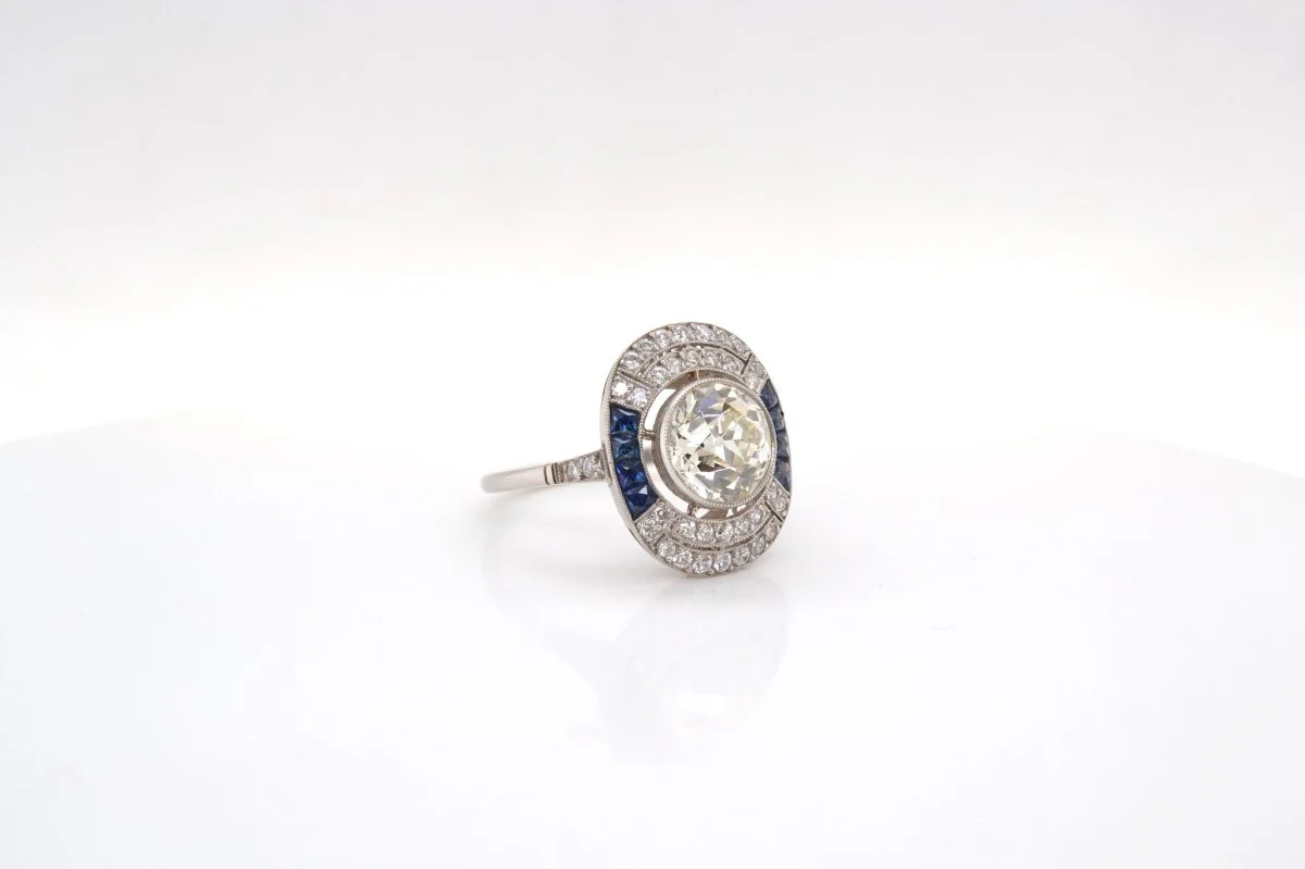 Bague Art Déco en diamant, saphirs et platine - Image 4