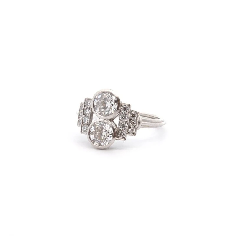 Bague Entourage en platine et diamants - Image 3