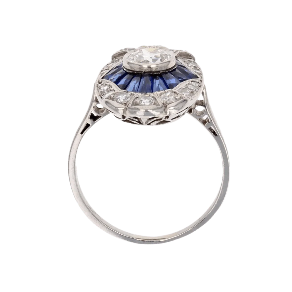 Bague Marquise en platine, saphirs et diamants - Image 6