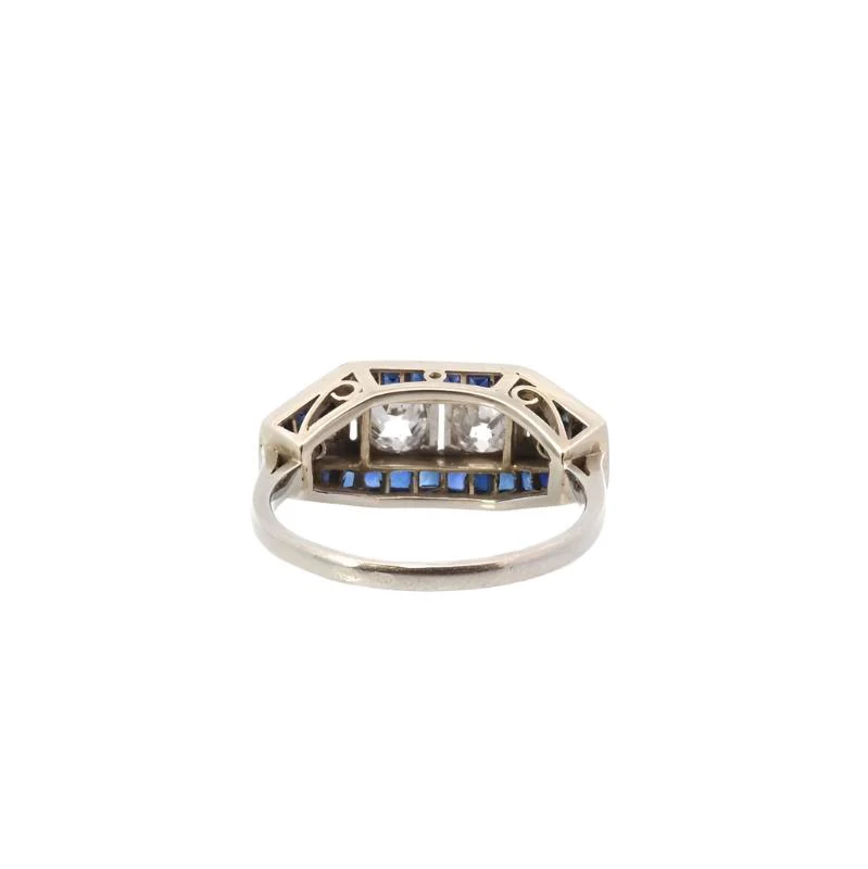 Bague Art Déco en or blanc, platine, saphirs et diamants - Image 4