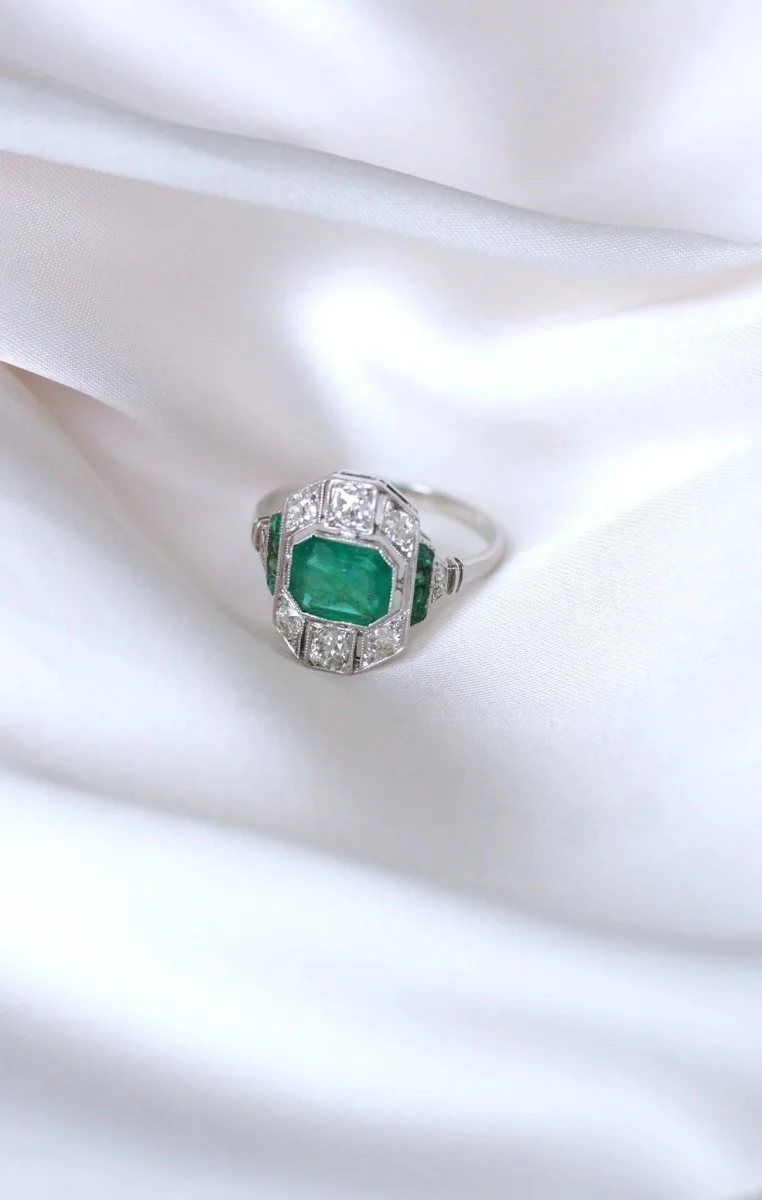 Bague Art Déco émeraude 1,30 Ct et diamants - Image 10