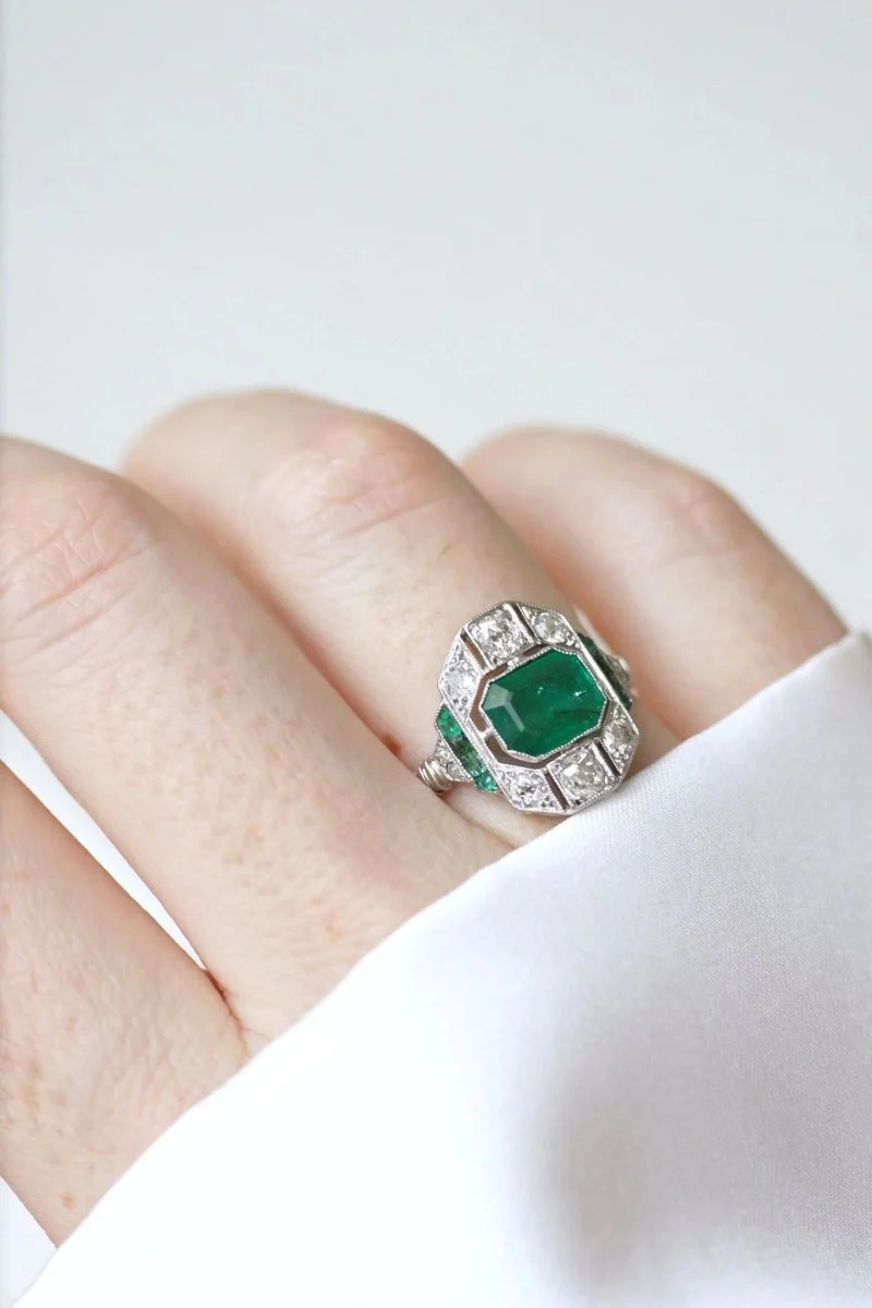 Bague Art Déco émeraude 1,30 Ct et diamants - Image 6