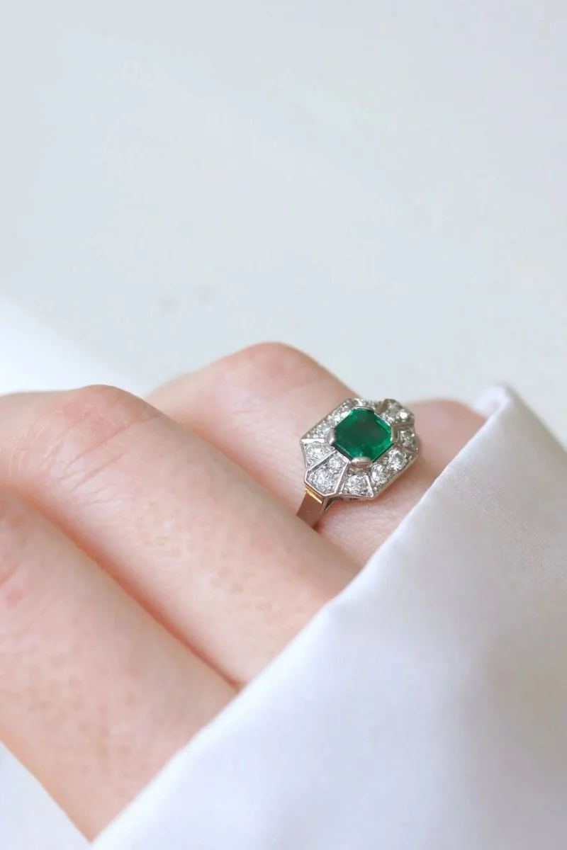 Bague Art Deco Emeraude et Diamants sur Platine - Image 2