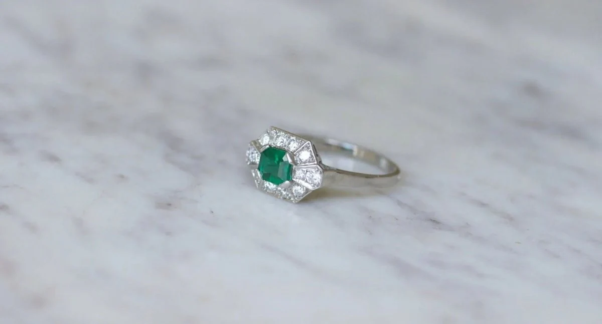Bague Art Deco Emeraude et Diamants sur Platine - Image 7