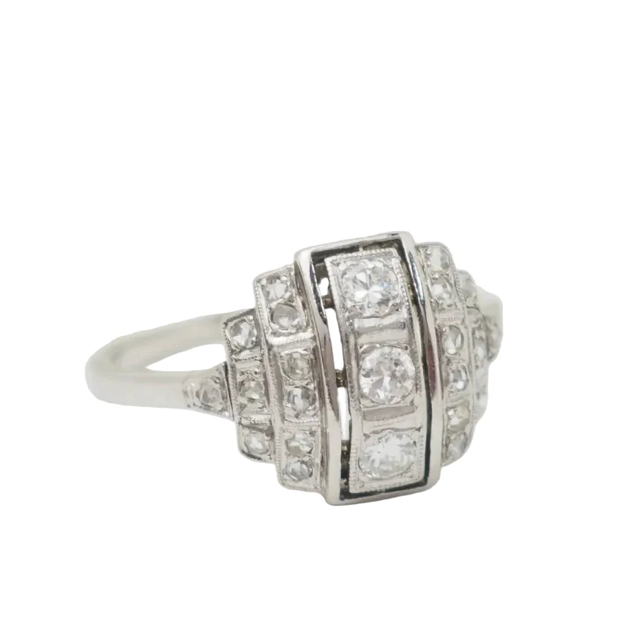 Bague en or blanc, platine et diamants - Image 5