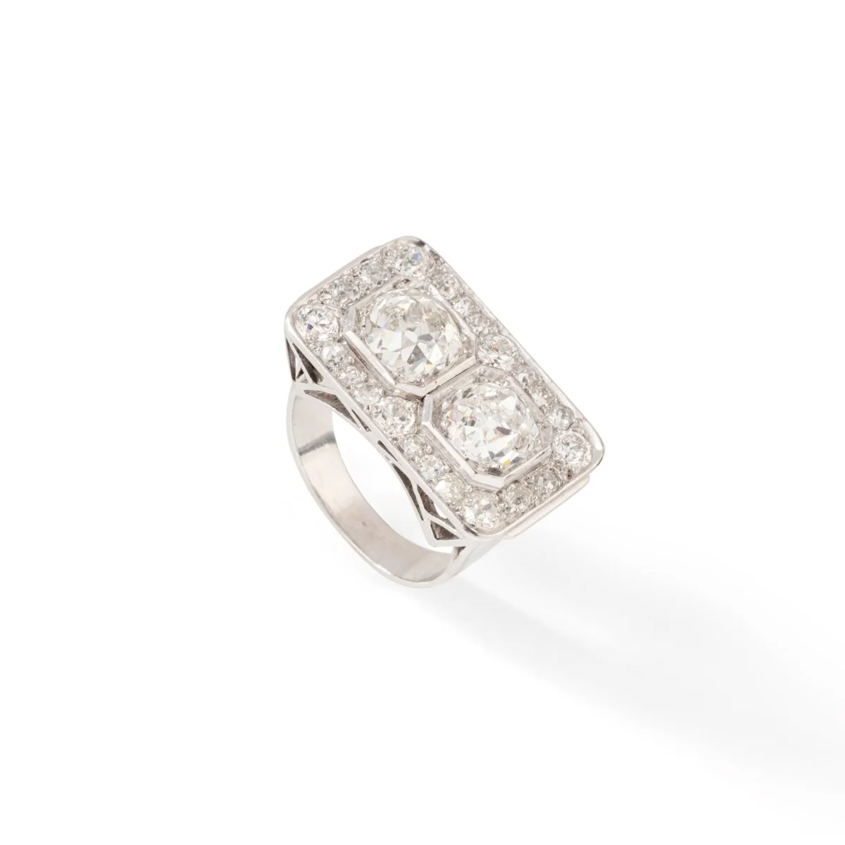 Bague Art déco rectangulaire en or blanc, platine et diamants - Image 3