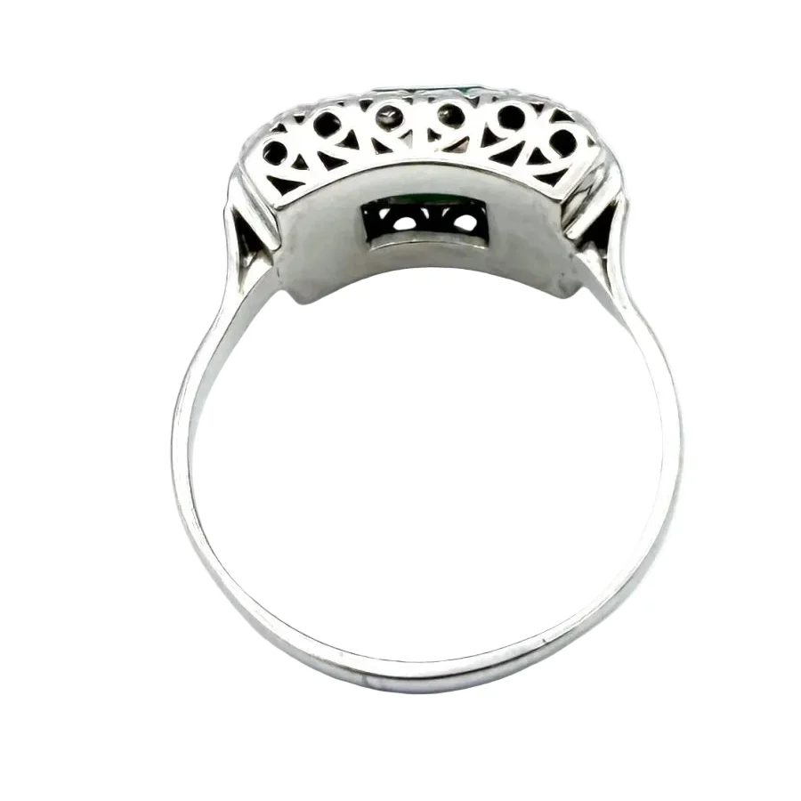 Bague en or blanc, platine, émeraude et diamants - Image 2