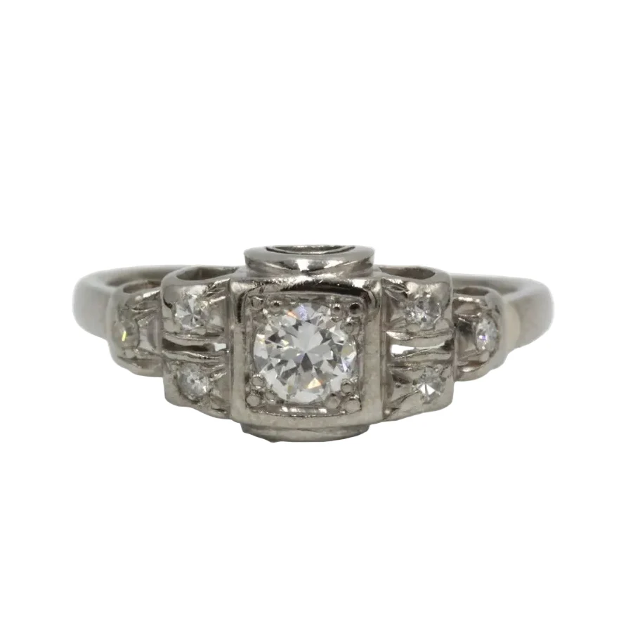 Bague en platine et diamants