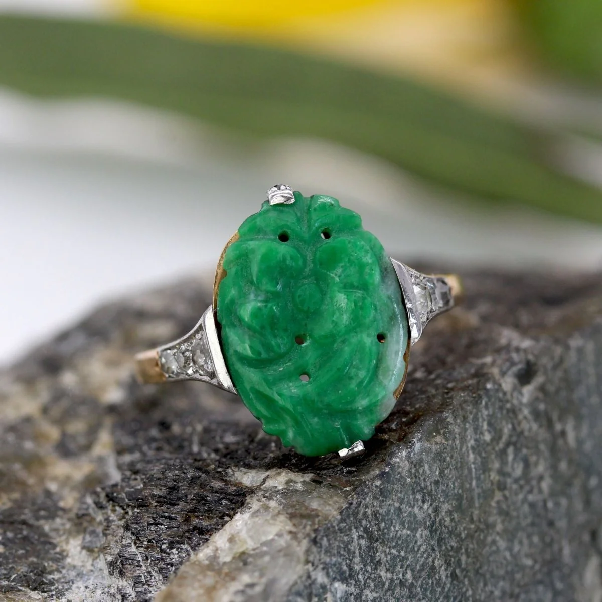 Bague Dôme en platine, or jaune, jade, et diamants - Image 14