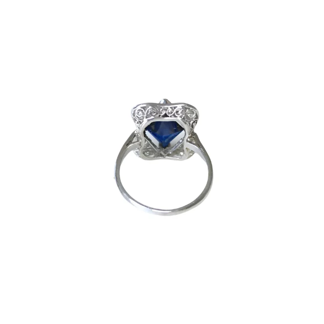 Bague Art Déco Losange Saphir synthétique et diamants - Image 4