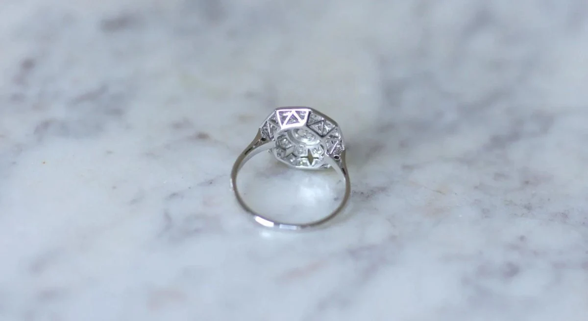 Bague Art Déco Octogonale Diamants - Image 9