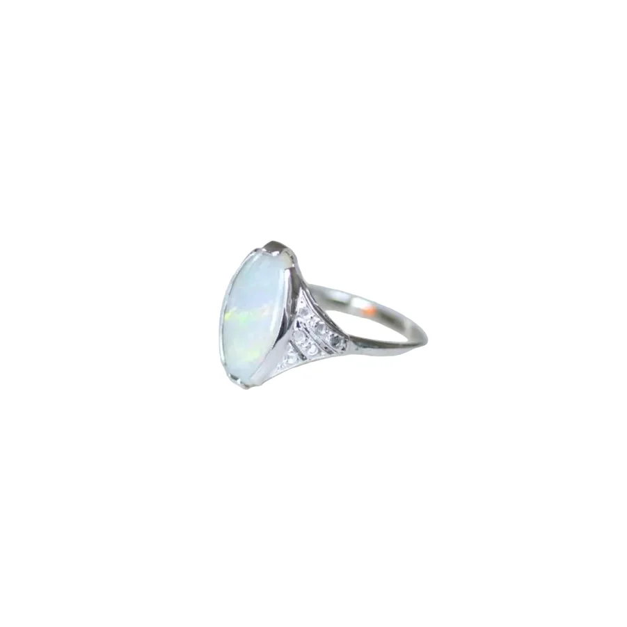 Bague Marquise en or blanc, platine, cabochon, et diamants - Image 3