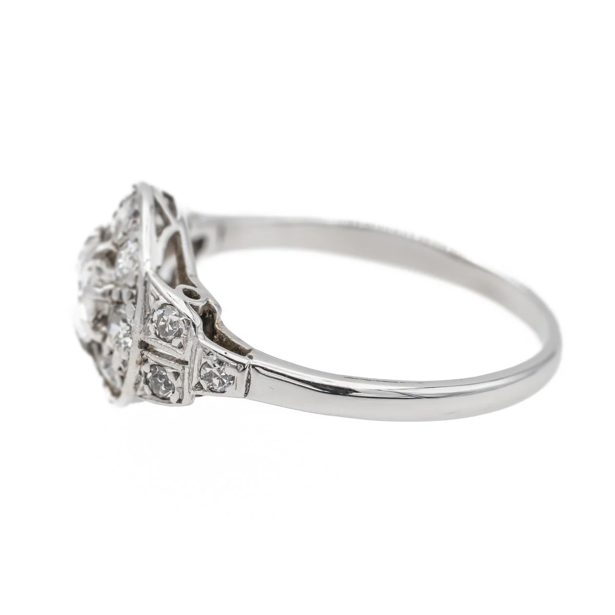 Bague Entourage en or blanc et diamant - Image 3