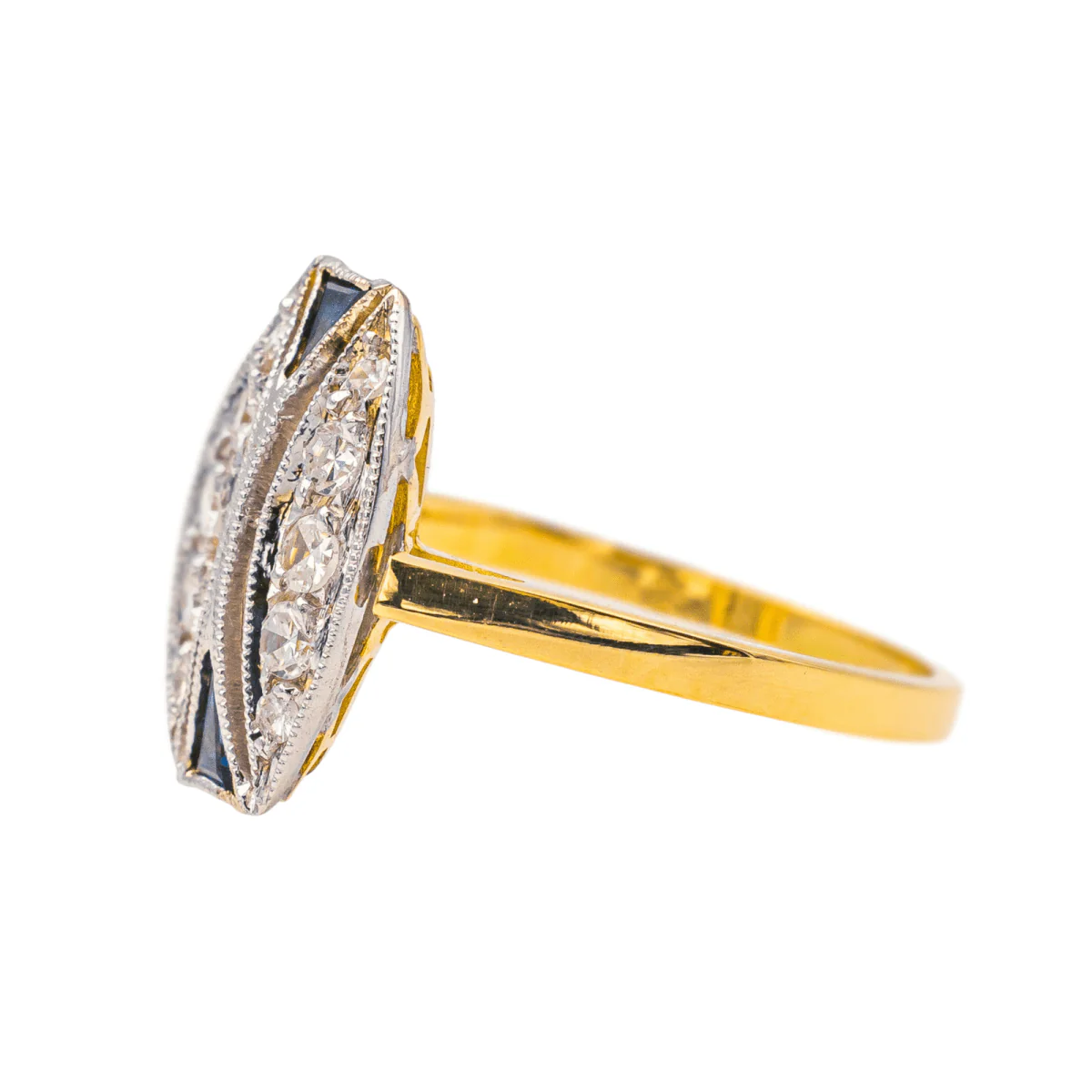 Bague Marquise en or jaune, or blanc, saphirs et diamants - Image 4