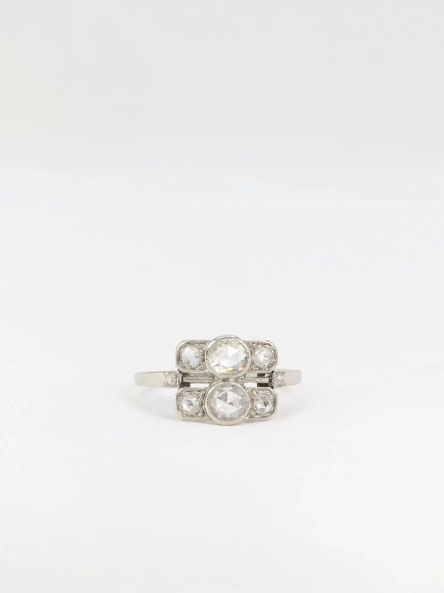 Bague Art Déco Platine et Diamants Taillés en Rose