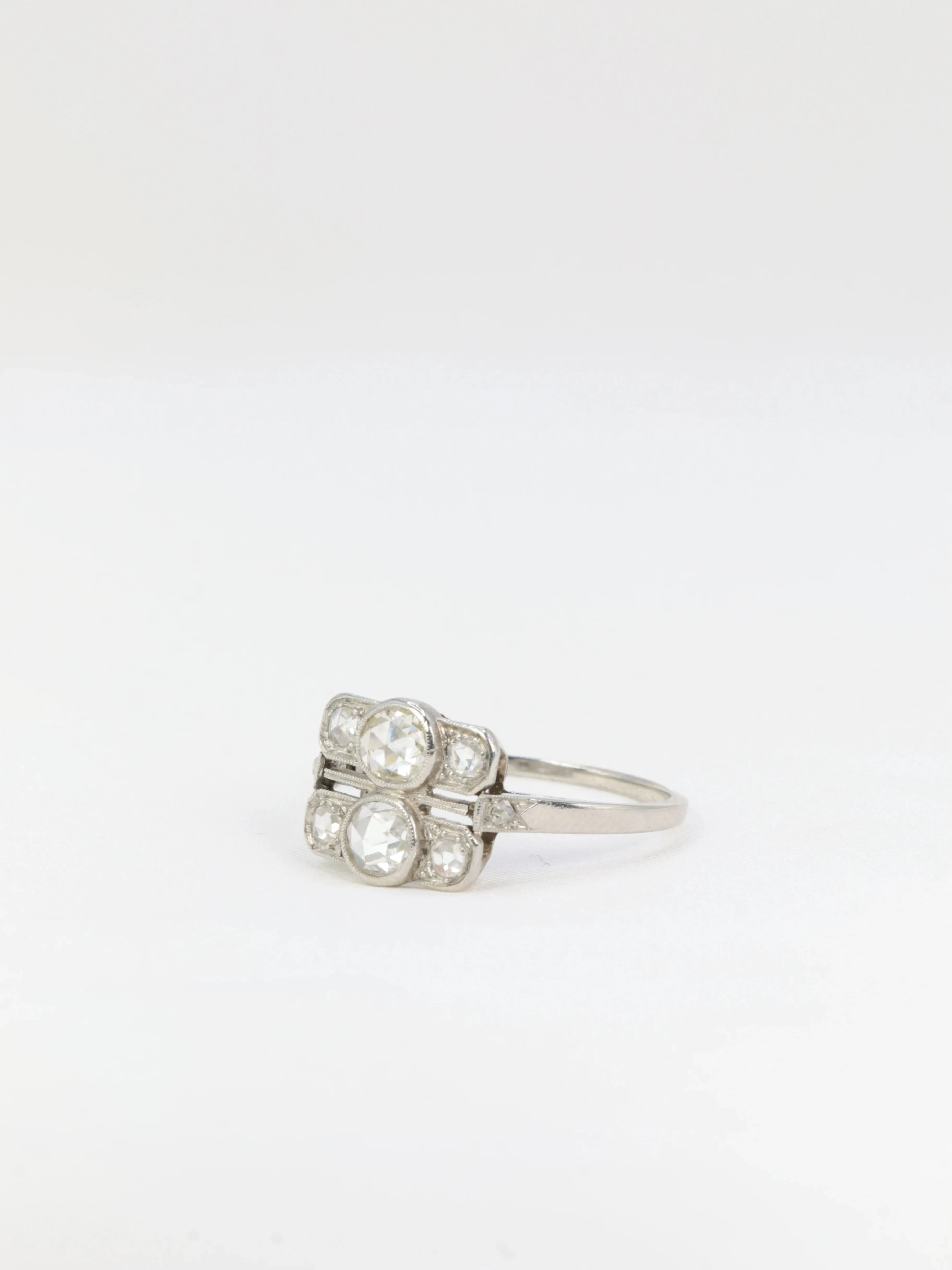 Bague Art Déco Platine et Diamants Taillés en Rose - Image 7