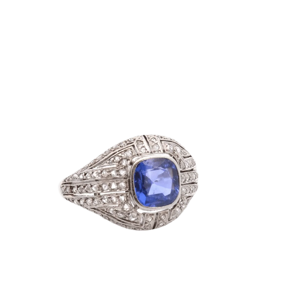 Bague Dôme en platine, saphir et diamants - Image 4