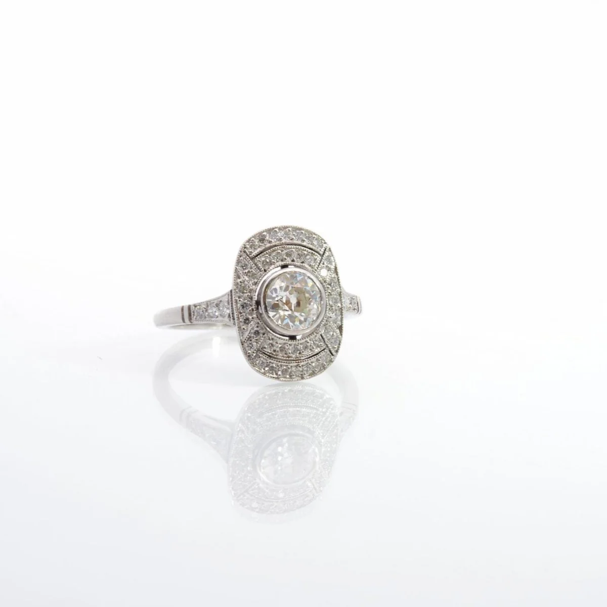Bague Marquise en platine et diamants - Image 5