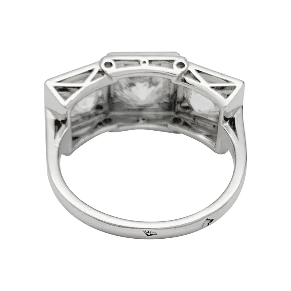 Bague art déco "trilogie" sertie de diamants sur platine - Image 6