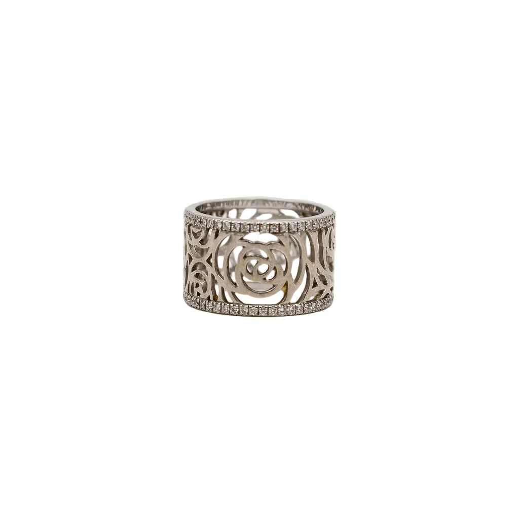 Bague Bandeau CHANEL "Camélia Fil" en or blanc et diamants - Image 3