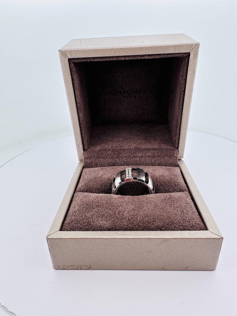 Bague CHAUMET en or blanc et diamants - Image 5