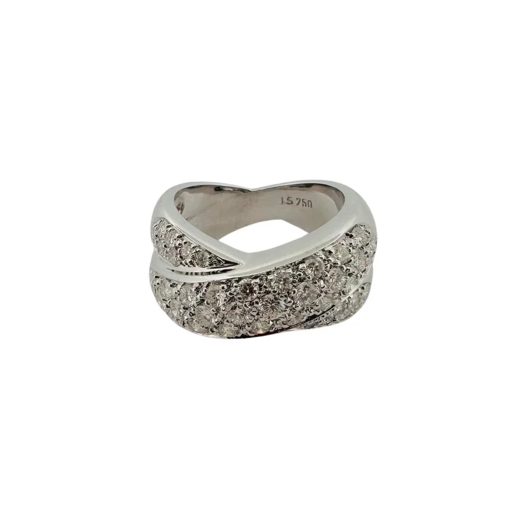 Bague Bandeau croisée en or blanc et diamants