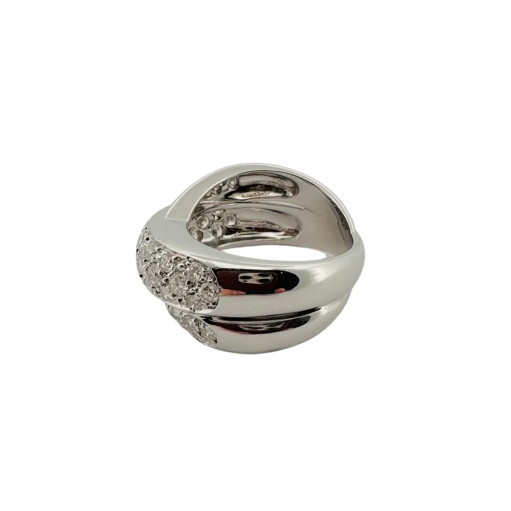 Bague Bandeau croisée en or blanc et diamants - Image 4